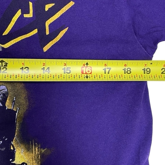 Prince Purple Rain Revolution Graphic T-Shirt Size Medium Officially Licensed - Picture 6 of 9